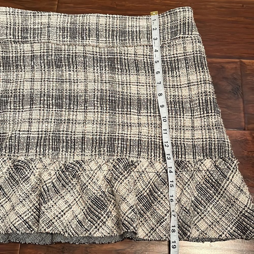 Nordstrom Rack Moda Academia Tweed Ruffle Bottom Skirt Feminine Schoolgirl - Picture 3 of 10